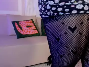 Chaturbate Sex Cam of liaamoon_