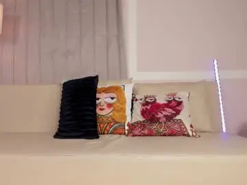 Chaturbate Nude Webcam of liaamoon_