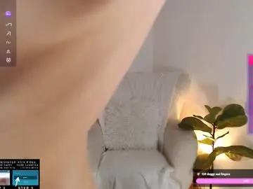 Chaturbate Nude Webcam of lucylia_