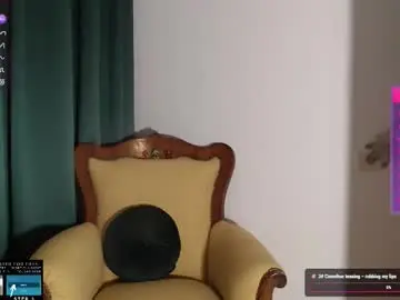 Chaturbate Best live sex cam show of lucylia_