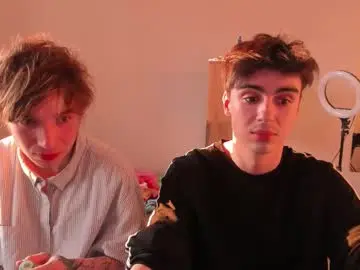 Chaturbate Live Sex Cam of stralght_twinks
