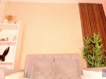 Chaturbate Live Sex Cam of alessia_moon1