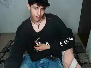 Chaturbate Sex Cam of noah_sokolov_