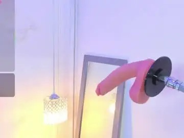 Chaturbate Live Sex Cam of lanna_brunette