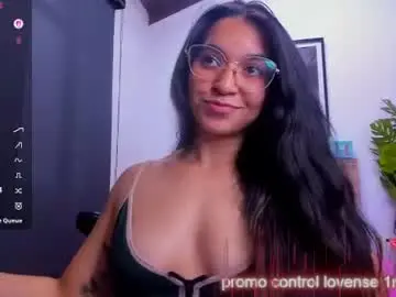 Chaturbate Free Porn Cam of lila_foox
