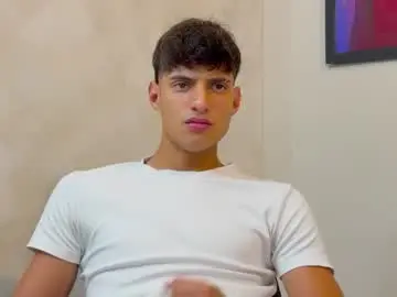 Chaturbate Free Live Porn of lucacosta19