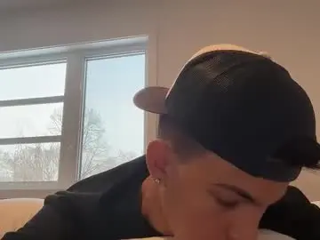 Chaturbate Free Porn Cam of sbouchikh03