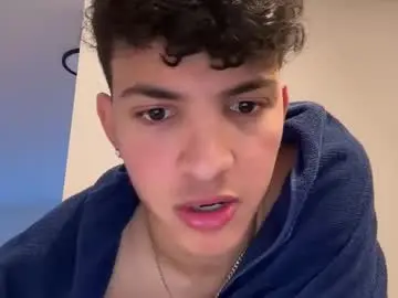 Chaturbate Watch Live Sex Cams of sbouchikh03