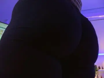 Chaturbate Adult Video Chat of albaandthayron