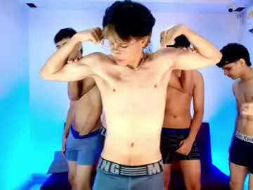 Chaturbate Watch Live Sex Cams of chillbicrew