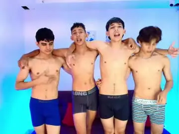 Chaturbate Nude Webcam of chillbicrew