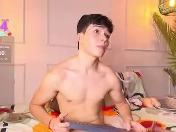 Chaturbate Live Sex Cam of luandy_