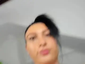 Chaturbate Live Sex Cam of kathy_baby