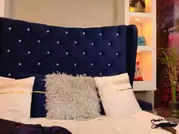 Chaturbate Best live sex cam show of madele_hills