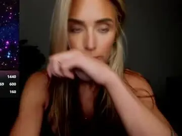 Chaturbate Free Porn Cam of theselina_kyle