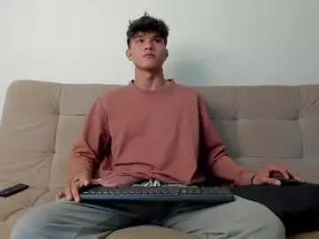Chaturbate Best live sex cam show of yizus_bonz