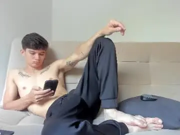 Chaturbate Private Sex Chat of yizus_bonz