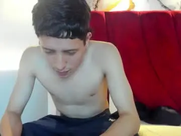 Chaturbate Live Sex of esteban_2102