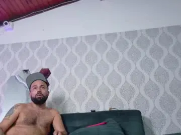 Chaturbate Watch Live Sex Cams of michaell_twink