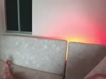 Chaturbate Live Porn of michaell_twink