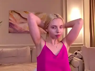 Chaturbate Live Sex Cam of tessaadorablee