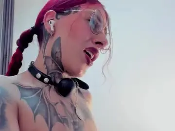 Chaturbate Live Sex Cam of _selene_red