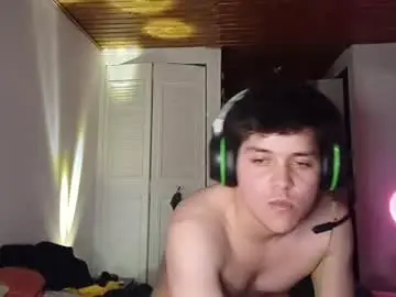 Chaturbate Nude Webcam of james__taylor21