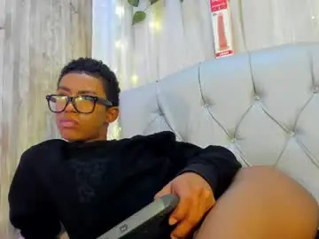 Chaturbate Live Sex of patrick_lovee