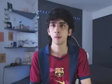 Chaturbate Live Sex Cam of vittorio_cerati