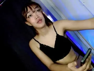 Chaturbate Watch Live Sex Cams of hot_moma69