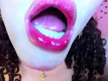 Chaturbate Sex Chat of lucianromeo17