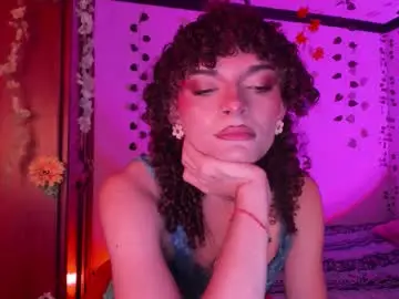 Chaturbate Watch Live Sex Cams of lucianromeo17