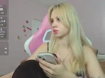 Chaturbate Adult Video Chat of mila_kinor