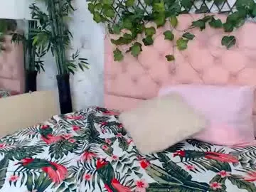 Chaturbate Watch Live Sex Cams of zara_cute18