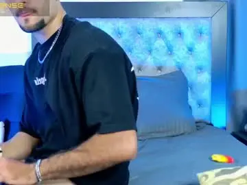 Chaturbate Best live sex cam show of noah_davies7