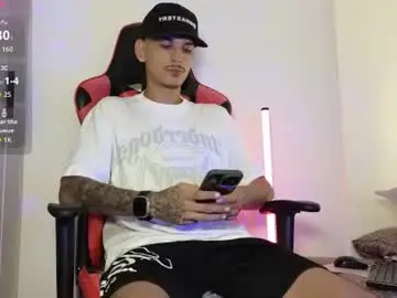 Chaturbate Free Porn Cam of jack_damxx