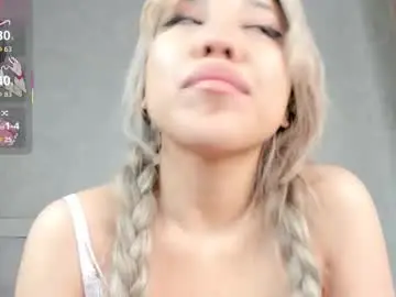 Chaturbate Best live sex cam show of zirael_swan