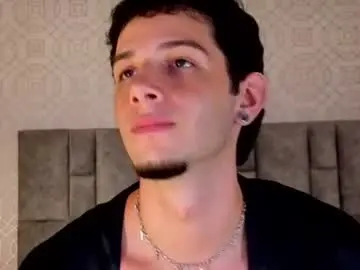 Chaturbate Live Sex of isaacblaze_