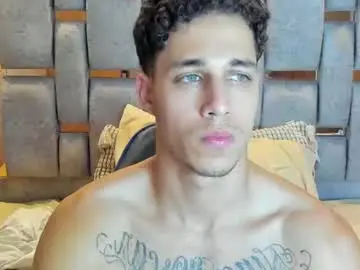 Chaturbate Sex Cam of orionblaze69_