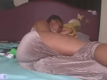 Chaturbate Live Sex Cam of titty_biggie