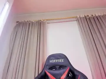 Chaturbate Best live sex cam show of aleja_hill