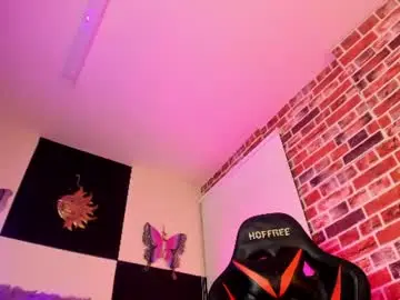 Chaturbate Free Porn Cam of aleja_hill