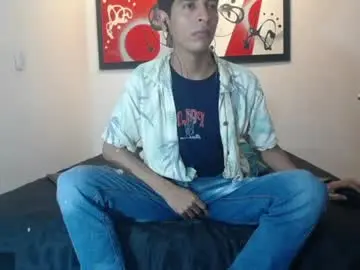 Chaturbate Watch Live Sex Cams of andrescoll25