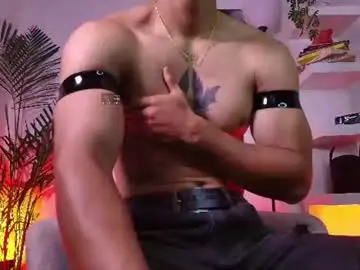 Chaturbate Free Porn Cam of andypalmerr