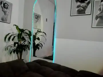 Chaturbate Watch Live Sex Cams of olivia_collisn