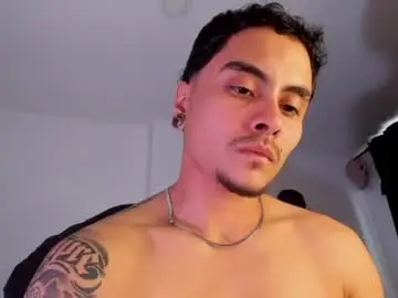 Chaturbate Best live sex cam show of alexander_ftm