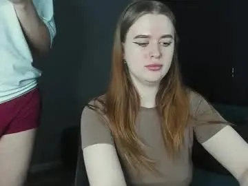 Chaturbate Live Sex Cam of robert_lisa