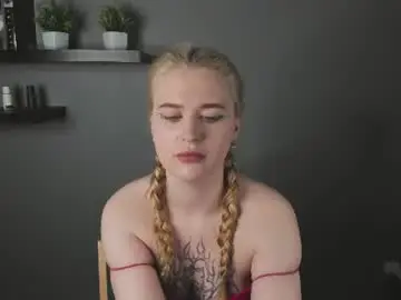 Chaturbate Watch Live Sex Cams of robert_lisa