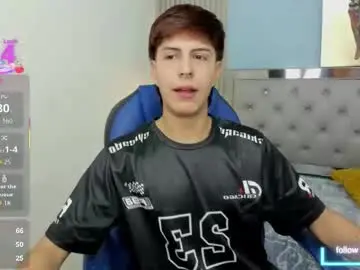 Chaturbate Free Live Porn of brent18_