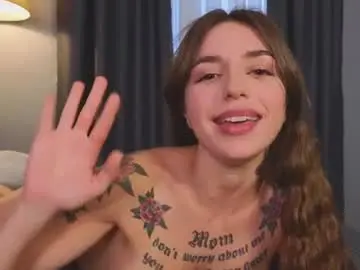 Chaturbate Live Sex Cam of deeptalkss_